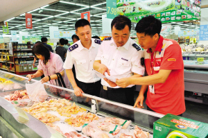 河东区推进食品药品大检查，严把夏日“入口关”